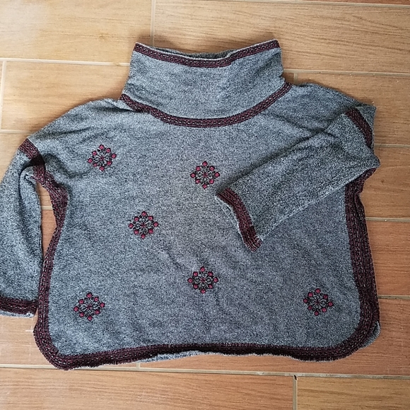 Lucky Brand Black and Red Sweater, L-XL - Picture 3 of 8